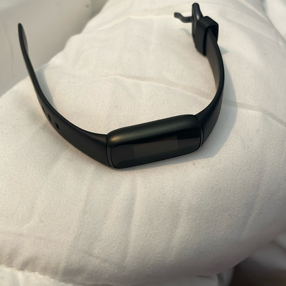 Fitbit Luxe